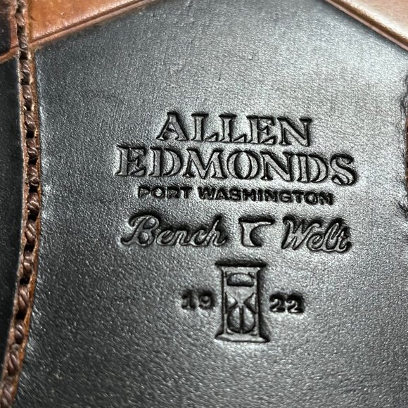 MAKE AN OFFER — Allen Edmonds McAllister Wingtip Oxford Dress Shoe, Size 8.5 EEE main image 13